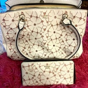 Guess purse and wallet set